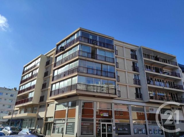 Appartement F4 à vendre - 5 pièces - 99.0 m2 - CHERBOURG EN COTENTIN - 50 - BASSE-NORMANDIE - Century 21 Hervé Regnault