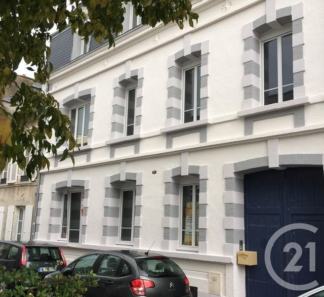 Appartement F3 à vendre - 3 pièces - 69.16 m2 - CHERBOURG EN COTENTIN - 50 - BASSE-NORMANDIE - Century 21 Hervé Regnault